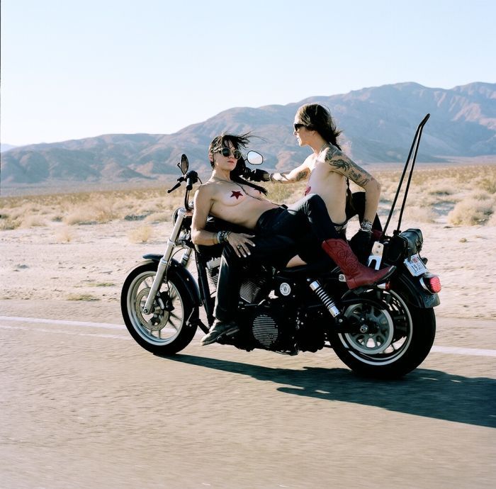 Girls on a motorcycle in Shizuoka