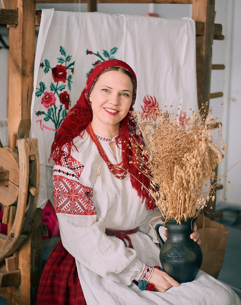 Women in Slavic costumes in Shizuoka
