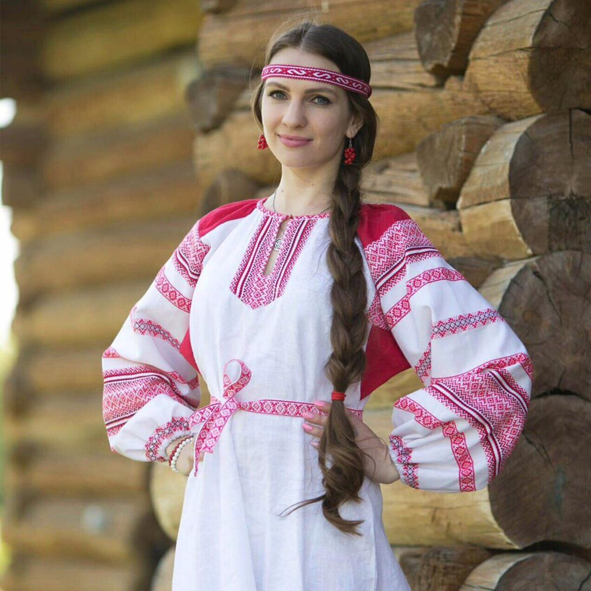 Girls in Slavic costumes in Shizuoka